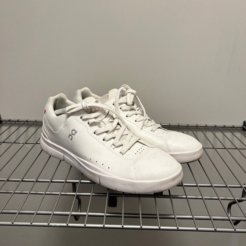 On Cloud The Rodger Leather Sneakers – Men’s 12 – Gently Worn